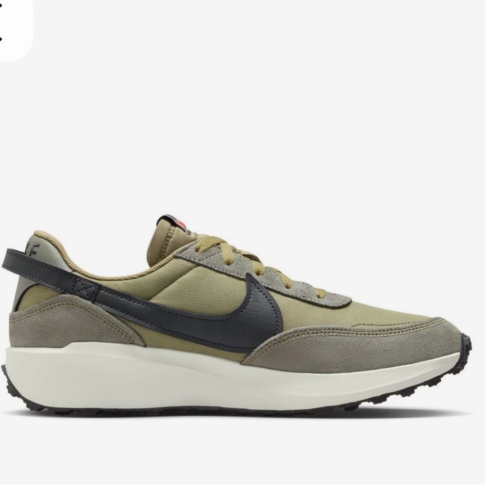 Nike waffle debut men’s Nike running shoes size 9
